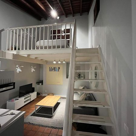 Life M&P Apartment Севилья Экстерьер фото
