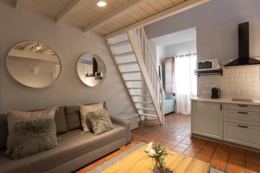 Life M&P Apartment Севилья Экстерьер фото